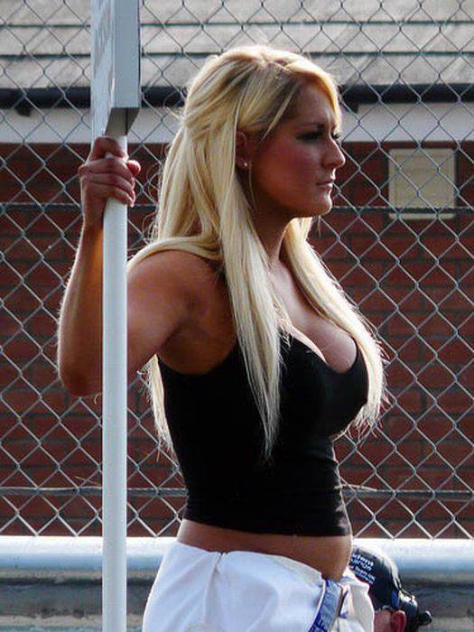 Pit babes - hostessy z wyścigów 16