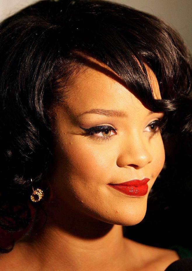 Rihanna 78