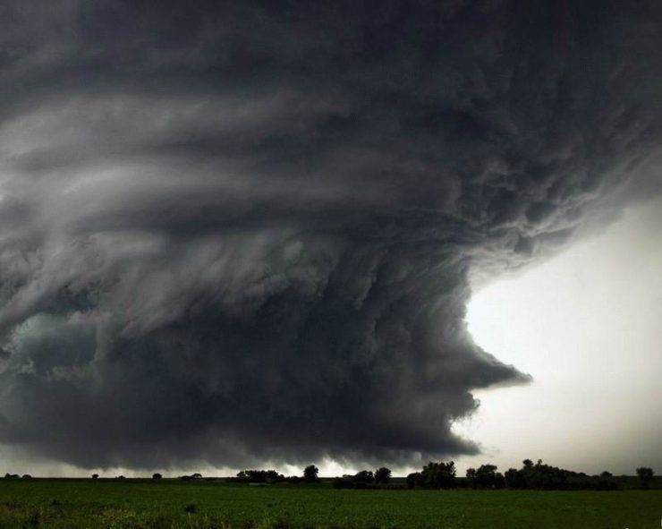 Huragany i tornada 2