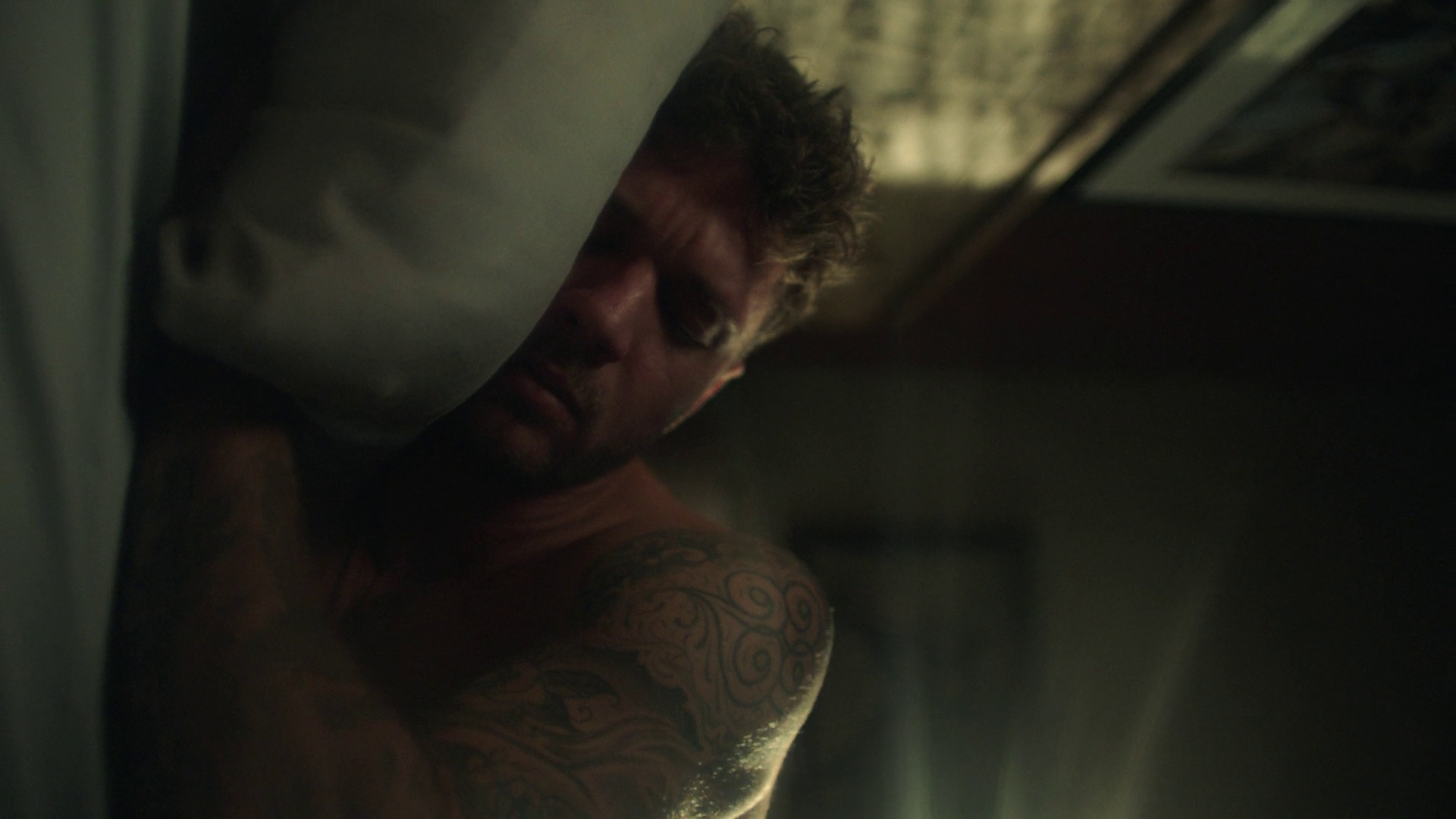 Shooter S03E02 iNTERNAL 1080p WEB x264-STRiFE Shooter S03E02 iNTERNAL 1080p WEB x264-STRiFE